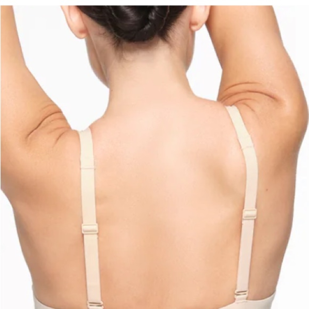 New Skims Full Coverage Unlined Apex Plunge Bra C… - image 4